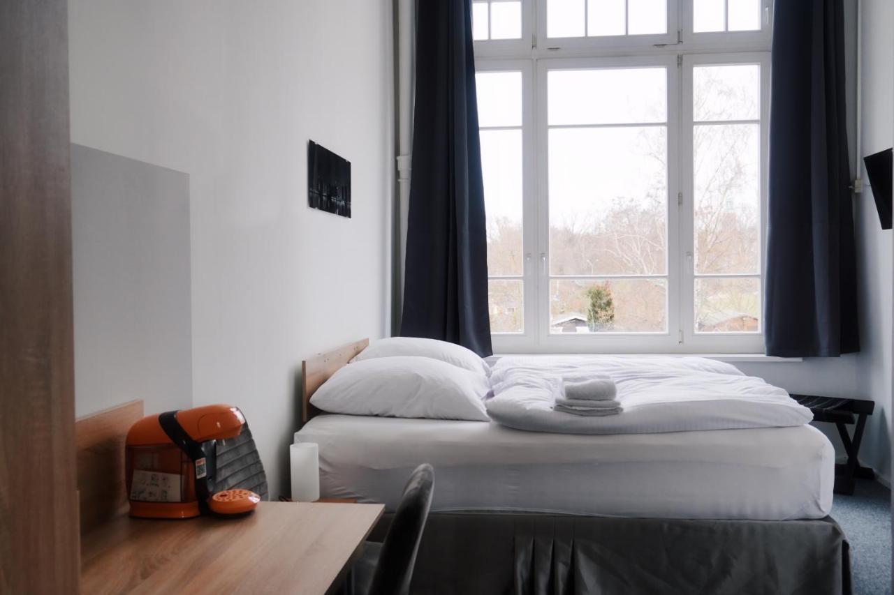 Motel Home Wittenau Берлін Екстер'єр фото